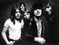 Слушать онлайн AC/DC Highway to hell из сборника Rock Legends, скачать бесплатно.