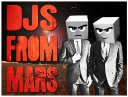 Кроме песен Cosinus, можно слушать онлайн бесплатно DJs From Mars.