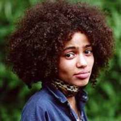 Интересные факты, Nneka биография