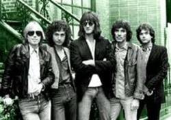 Песня Tom Petty And The Heartbreakers Anything That's Rock'n'Roll - слушать онлайн.