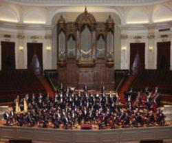 Песня Royal Concertgebouw Orchestra Symphonie Nr. 8: IIh. «Bei der Liebe» - слушать онлайн.