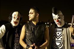 Песня Mafia Clowns I Wanna Luv Ya - слушать онлайн.
