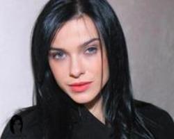 Песня Елена Темникова Казался Странным - слушать онлайн.