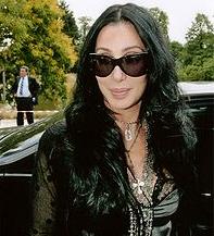 Песня Cher Walking in memphis - слушать онлайн.