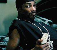Песня Snoop Dogg Drop it like its hot - слушать онлайн.